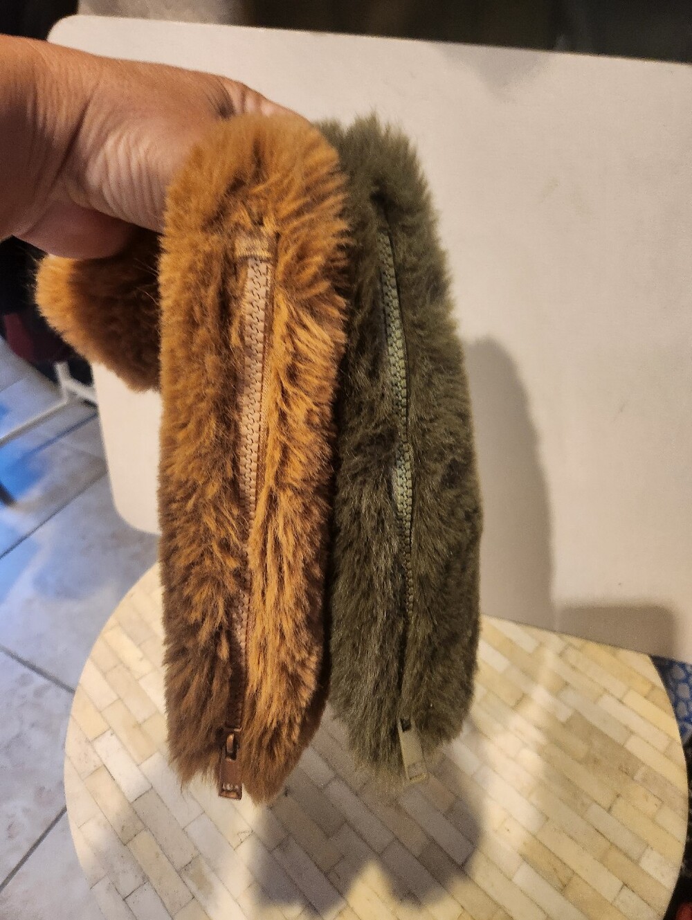 Aerie Fuzzy Fur 2 Pouches - Picture 2 of 5